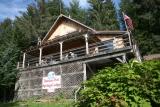 TENAKEE HOT SPRINGS LODGE